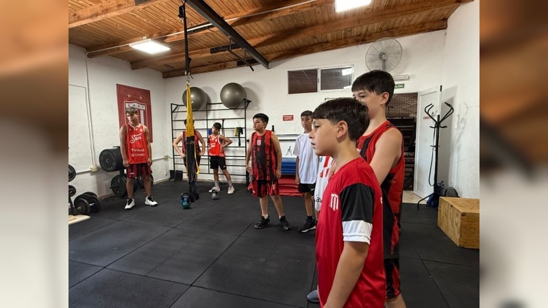 El vóley y el básquet comenzaron sus pretemporadas