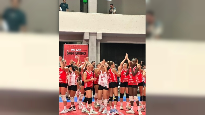 San Isidro Vóley tuvo un fin de semana perfecto como local en el Superdomo