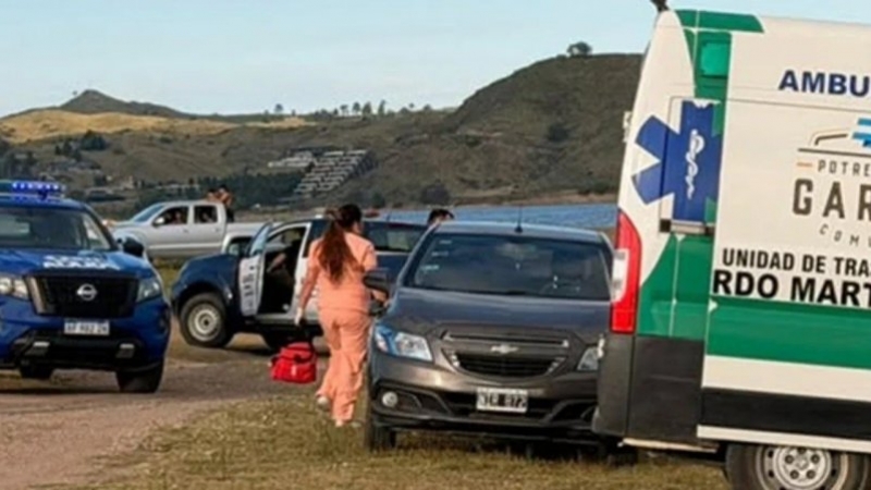 Interior de Córdoba: hallan muerto a un turista en la costa del lago Los Molinos