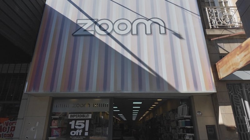 Zoom lanzó promociones especiales y facilidades de pago en su bazar de 25 de Mayo