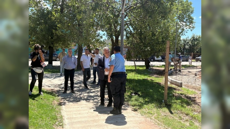 El gobernador Martín Llaryora recorrió obras en ejecución en la ciudad