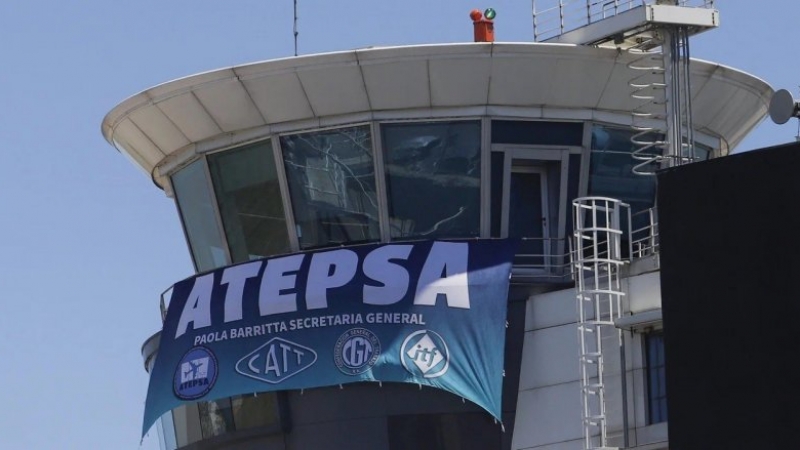 Complicaciones en los vuelos por el paro de controladores aéreos