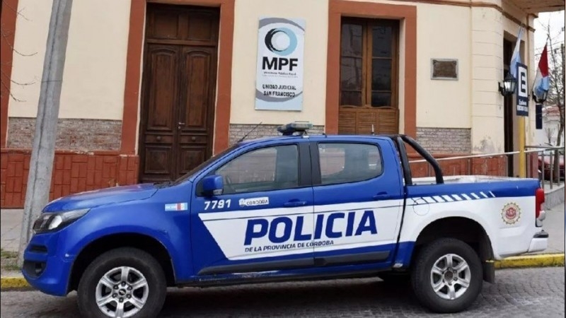 Aprehendieron a un joven en barrio Roca por un hecho de hurto
