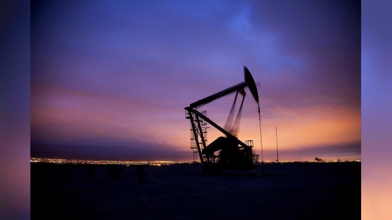 Temor en los mercados: el petróleo se podría disparar hasta los US$100 tras el bombardeo a Irán