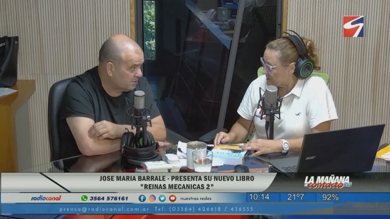 José María Barrale presentó su libro sobre la historia de las cosechadoras y la maquinaria agrícola
