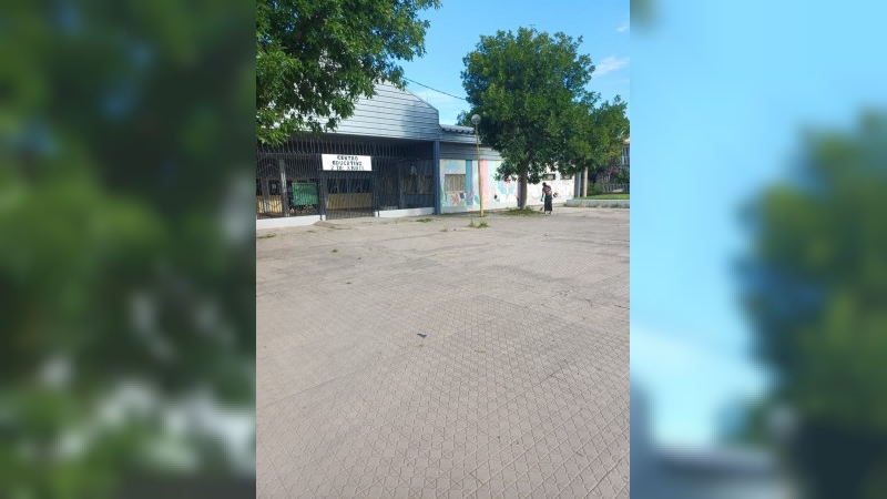 Jóvenes de ‘Otra Chance’, a través de la Mesa Barrial, trabajan en el mejoramiento de barrio Roque Sáenz Peña