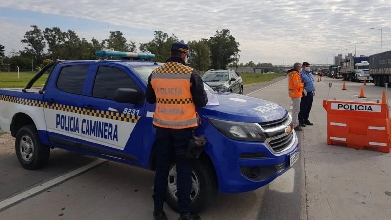 Suben las multas de la Policía Caminera en Córdoba: los nuevos valores