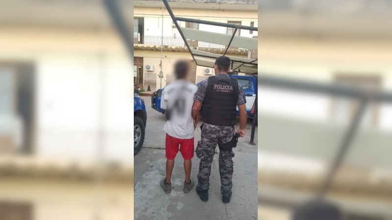 Cayó en un control de rutina por poseer pedido de detención vigente