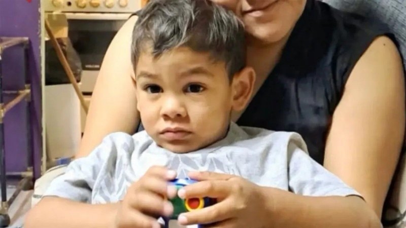 Detuvieron a la madre y al padrastro de Ángel tras confirmarse que tenía golpes previos