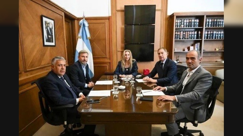 Karina Milei activa la mesa del armado electoral, pero posterga las definiciones para después del Mundial