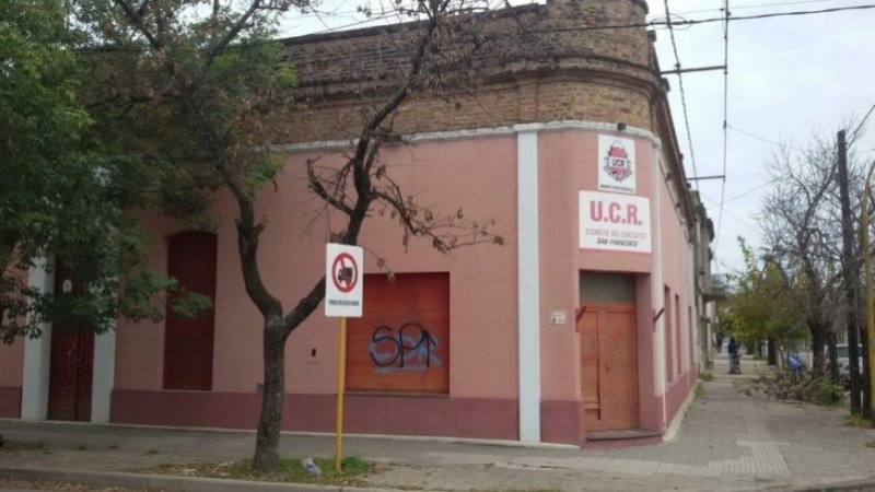 La UCR abre el comité a la comunidad con Talleres gratuitos comunitarios y una convocatoria a profesionales de la ciudad. 