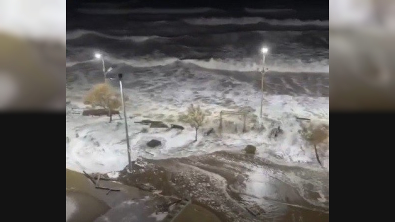 Olas de hasta 7 metros, destrozos e inundaciones en la Costa Atlántica tras el paso del ciclón extratropical