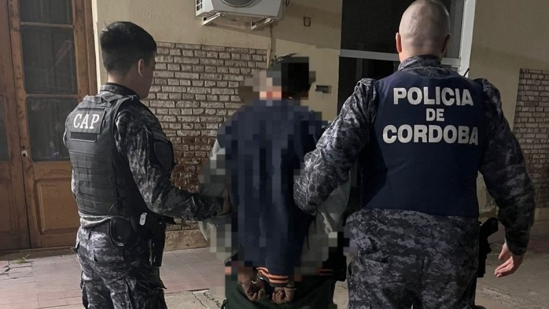 Detuvieron a un joven por robo en flagrancia en barrio Vélez Sarsfield