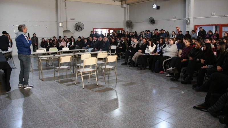 170 jóvenes participaron de la tercera edición de “San Francisco Debate”