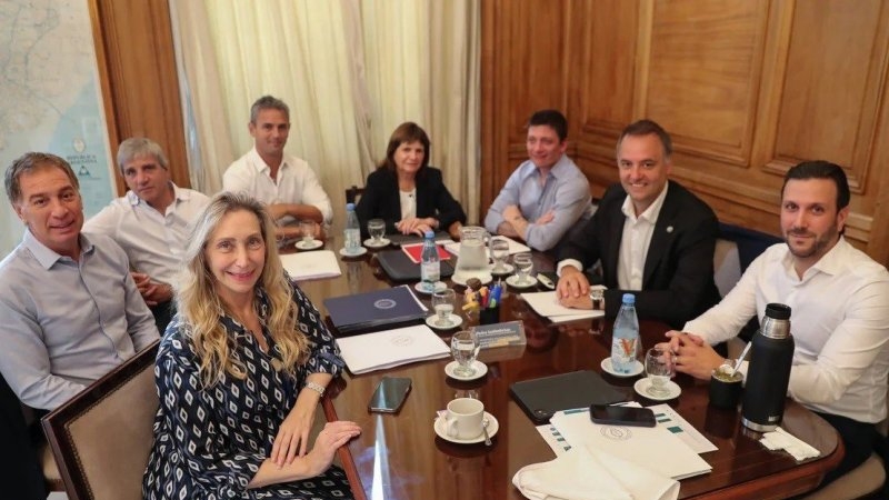 La mesa política buscará cerrar grietas ante la reforma electoral