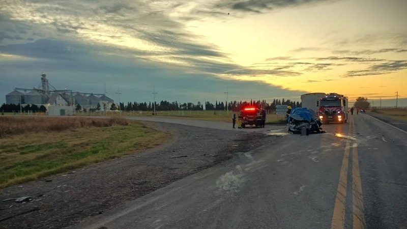 Choque fatal en Canals: tres personas murieron en el cruce de las rutas Nacional 8 y provincial 3