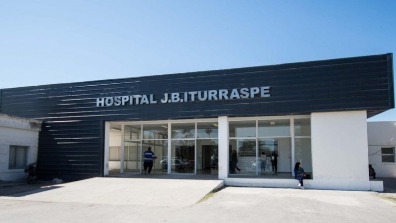 Asistieron a una mujer que sufrió un ataque de epilepsia frente a la Terminal de Ómnibus