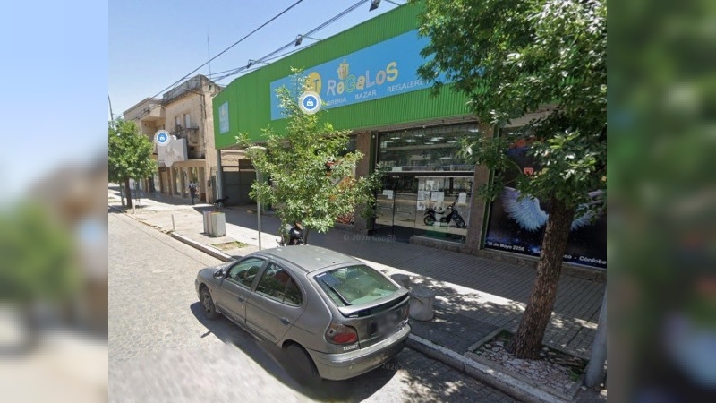 Detuvieron a una mujer acusada de intentar robar perfumes en pleno centro de San Francisco