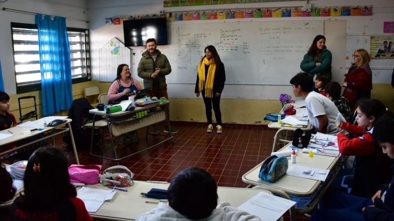 San Francisco: la Municipalidad asegura aulas climatizadas y seguras en la Escuela 2 de Abril