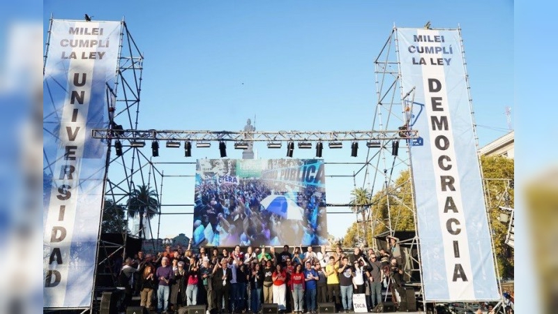 Nuevas clases públicas para exigir la implementación de la Ley de Financiamiento Universitario