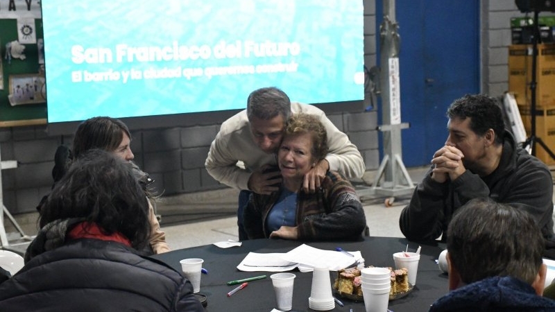 Bernarte aseguró que “en tres años barrio San Cayetano va a tener todos los servicios”