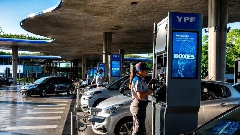 Surtidores en baja: el aumento de la nafta profundiza la caída del consumo por tercer mes consecutivo
