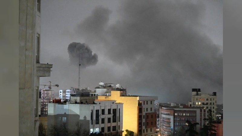 Irán lanzó misiles a Israel y Tel Aviv respondió con un bombardeo a Teherán