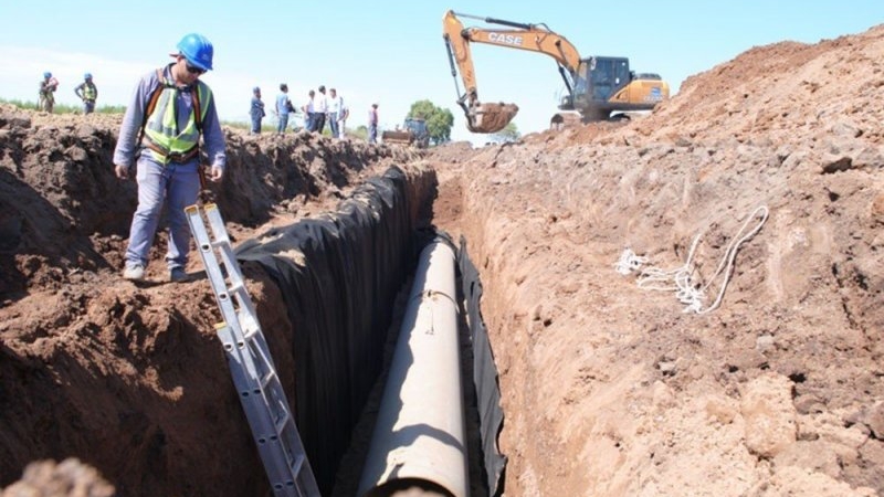Para avanzar hacia el 100% de cloacas, la Municipalidad impulsa obras de cloacas en Brisas del Sur y barrio San Francisco